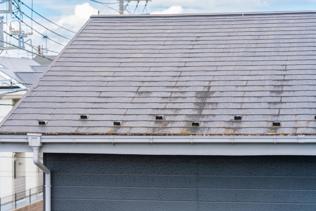 屋根塗装で多いトラブルの事例