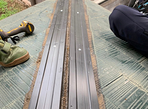 貫板交換・屋根防水塗装工事　下屋根貫板新設