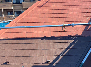 習志野市の貫板交換工事と屋根塗装　下塗り