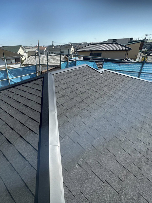 木更津市で屋根の葺き替え工事・軒天上張り工事の施工後写真