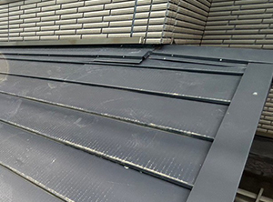 鴻巣市で屋根葺き替え工事　施工前写真